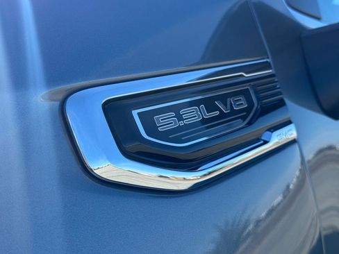 Used 2021 GMC Sierra 1500 SLE w/ Preferred Package image 14