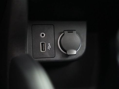 Used 2022 Nissan Kicks S FWD image 24