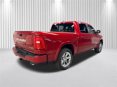 New 2026 RAM 1500 4x4 Crew Cab image 3