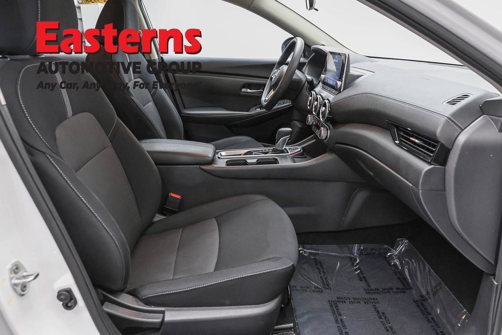 Used 2024 Nissan Sentra SV FWD image 24