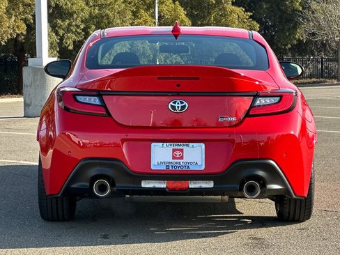 New 2026 Toyota GR86 Premium image 5