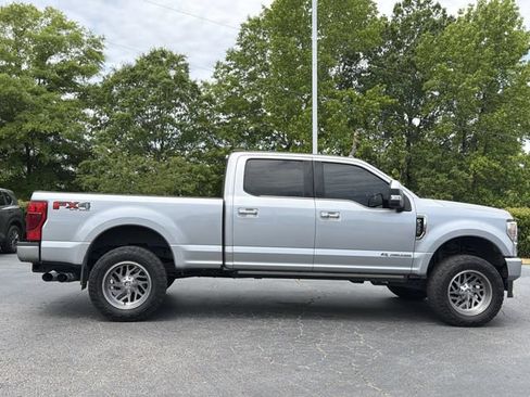 Used 2022 Ford F350 Platinum AWD/4WD image 8