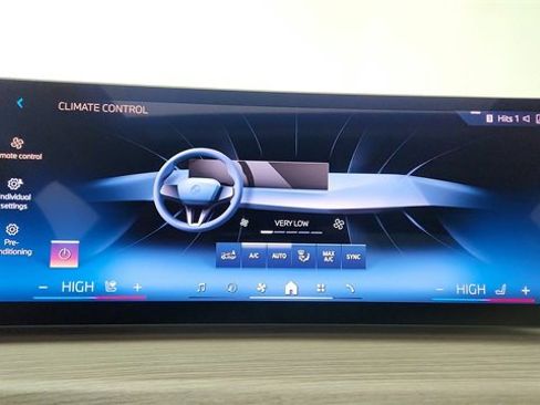 Used 2025 BMW 330i xDrive Sedan image 47