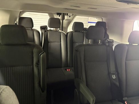 Used 2017 Ford Transit 350 XLT image 30