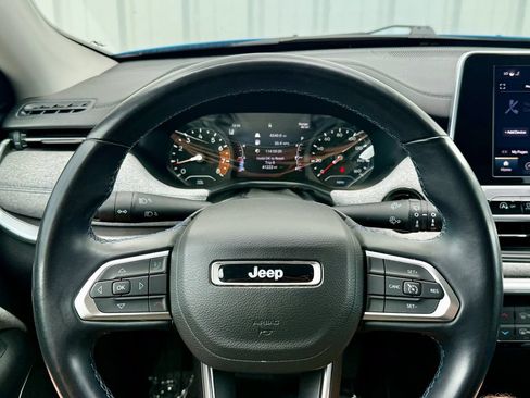 Used 2022 Jeep Compass Latitude w/ Convenience Group AWD/4WD image 25