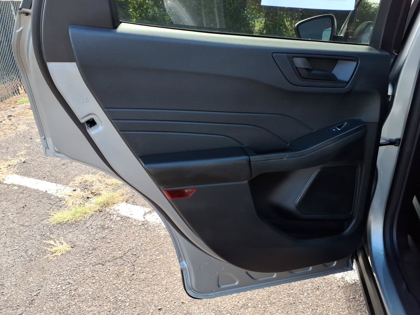 Used 2022 Ford Escape SE FWD image 24
