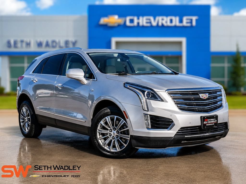 Used 2017 Cadillac XT5 Luxury w/ Driver Awareness Package FWD image 1