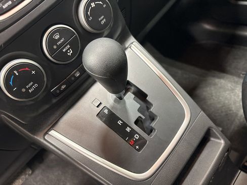 Used 2014 MAZDA MAZDA5 Sport image 18