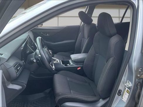 Used 2025 Subaru Outback Premium AWD/4WD image 25
