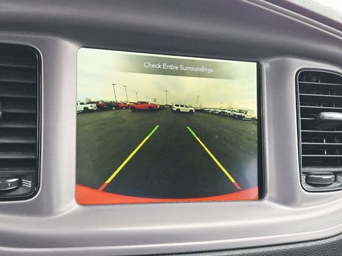 Used 2023 Dodge Charger SXT w/ Blacktop Package image 28