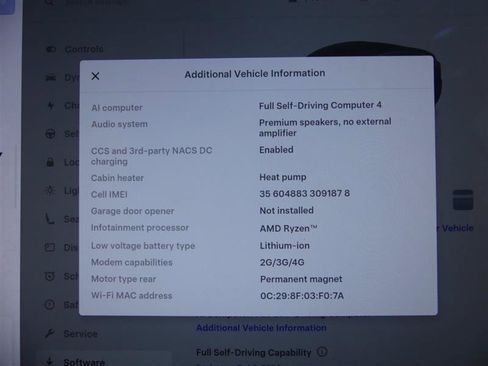 Used 2024 Tesla Model Y 2WD image 9