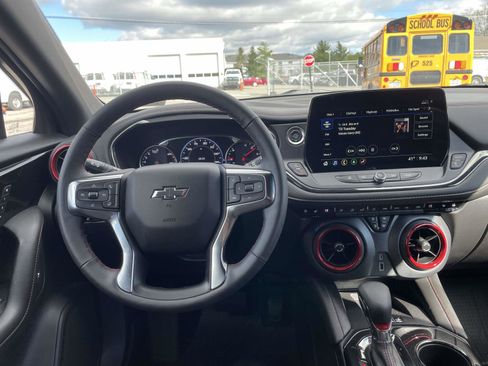 Certified 2024 Chevrolet Blazer RS w/ Enhanced Convenience Package AWD/4WD image 22
