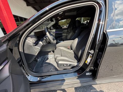 Used 2024 BMW i5 eDrive40i w/ M Sport Package RWD image 31