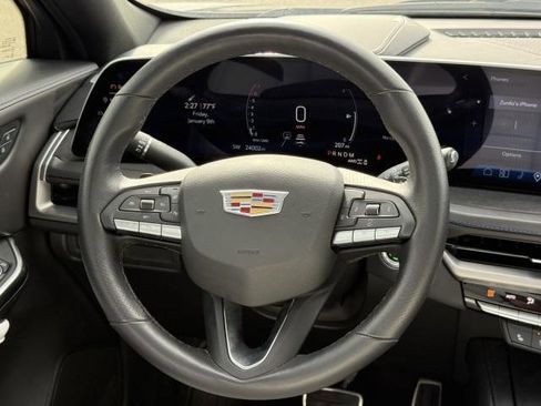 Used 2025 Cadillac XT4 Sport image 25