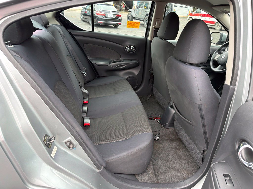 Used 2012 Nissan Versa FWD image 19