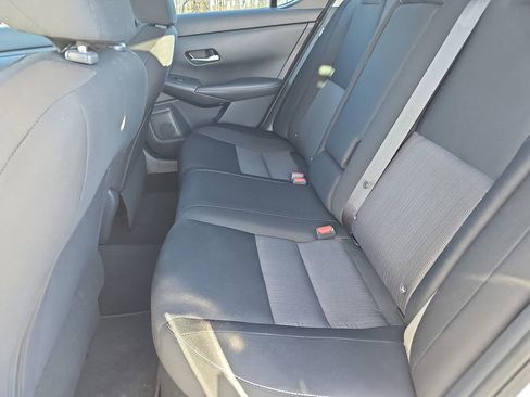 Used 2022 Nissan Sentra SV image 15