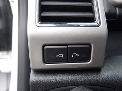 Used 2018 Ford F150 Lariat image 19