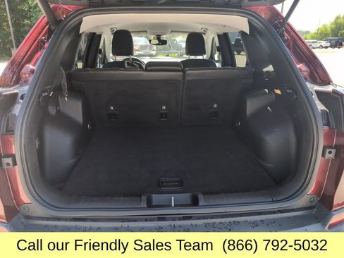 Used 2019 Jeep Cherokee Limited AWD/4WD image 22