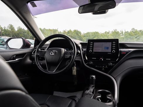 Used 2023 Toyota Camry SE FWD image 30