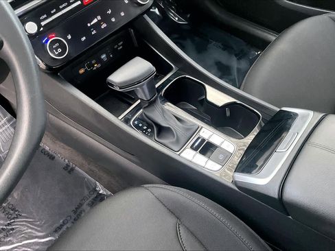 Certified 2025 Hyundai Tucson SEL image 16