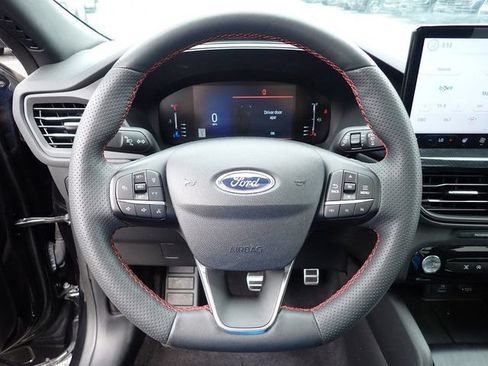 Used 2023 Ford Escape ST-Line w/ Tech Pack #1 AWD/4WD image 25