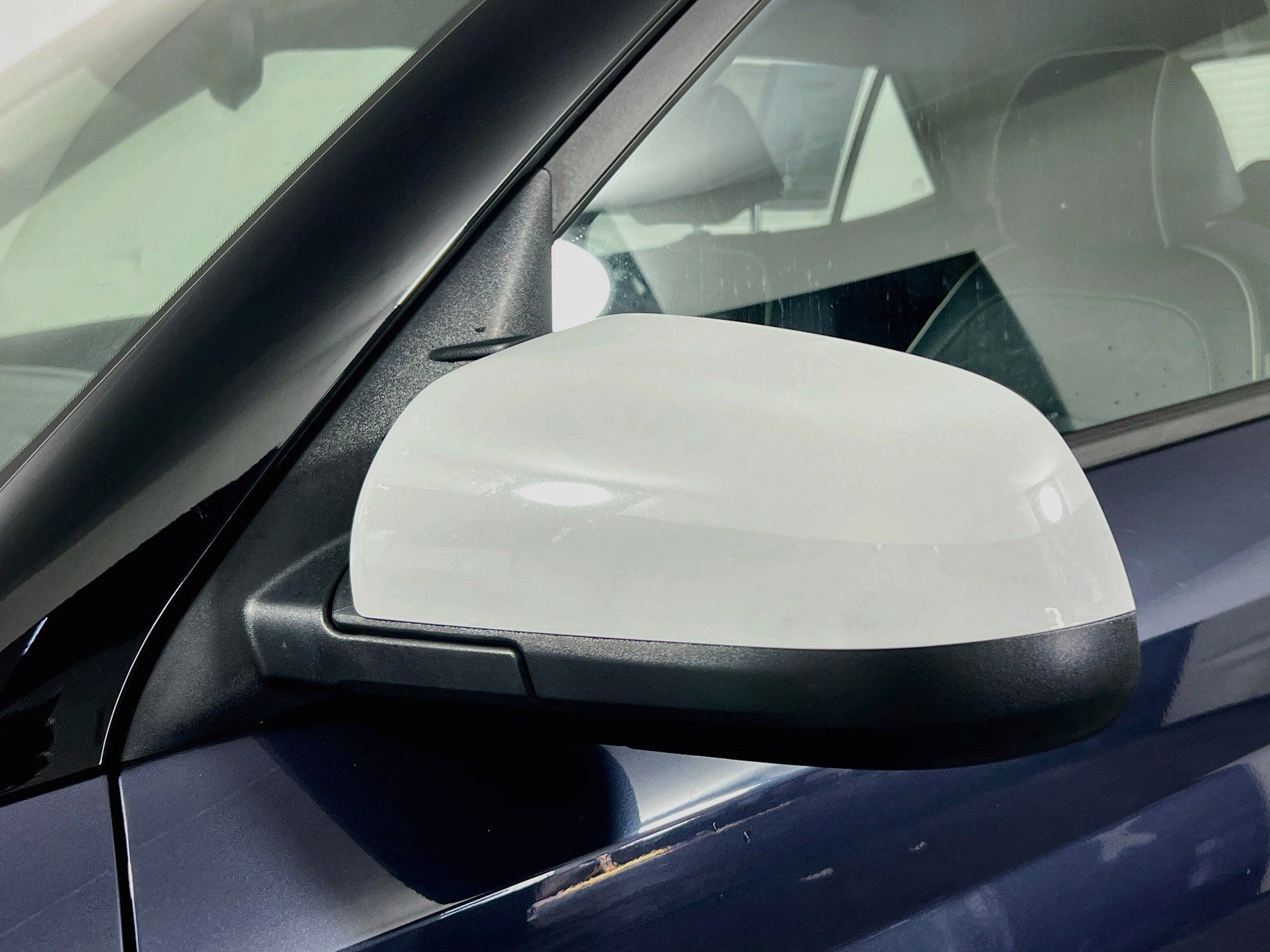 Used 2024 Hyundai Venue Limited FWD image 12
