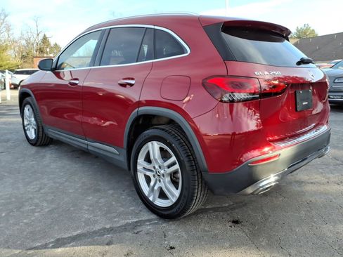 Used 2021 Mercedes-Benz GLA 250 4MATIC image 5