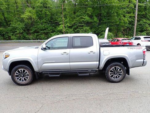 Certified 2023 Toyota Tacoma TRD Sport w/ Technology Package AWD/4WD image 6