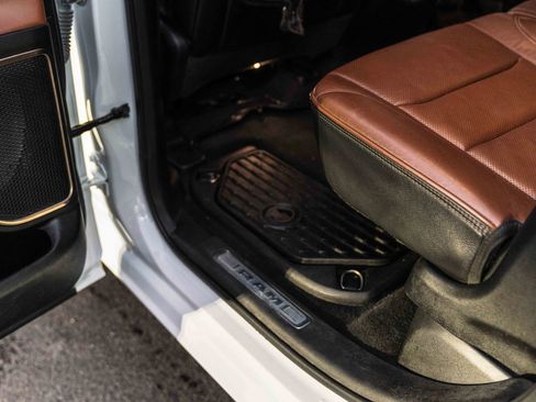 Used 2023 RAM 1500 Limited w/ Body Color Bumper Group image 34