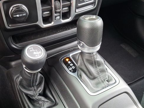 Certified 2026 Jeep Wrangler Unlimited Sport AWD/4WD image 14