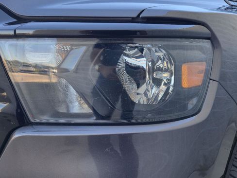 Used 2022 RAM 1500 Big Horn AWD/4WD image 10