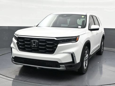 Used 2024 Honda Pilot EX-L image 8