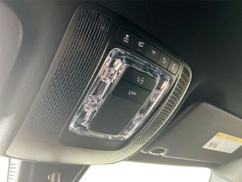 Used 2023 Mercedes-Benz GLA 250 4MATIC image 13