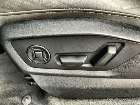 Used 2025 Audi Q7 3.0T Premium Plus image 12