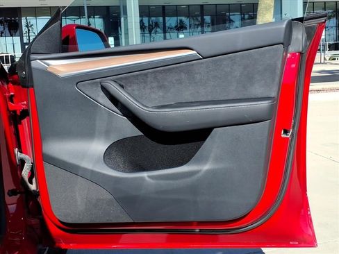 Used 2023 Tesla Model Y Long Range image 23