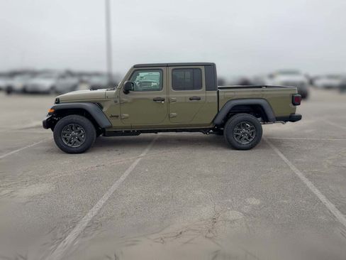 New 2026 Jeep Gladiator Sport image 6