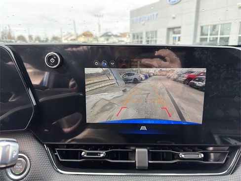 Used 2026 Chevrolet Equinox RS image 25