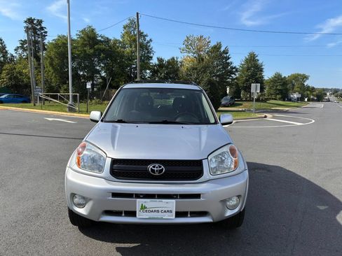 Used 2005 Toyota RAV4 4WD image 12