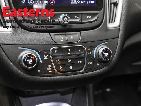 Used 2024 Chevrolet Malibu LT image 20