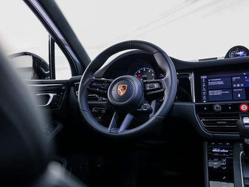 New 2026 Porsche Macan S image 27