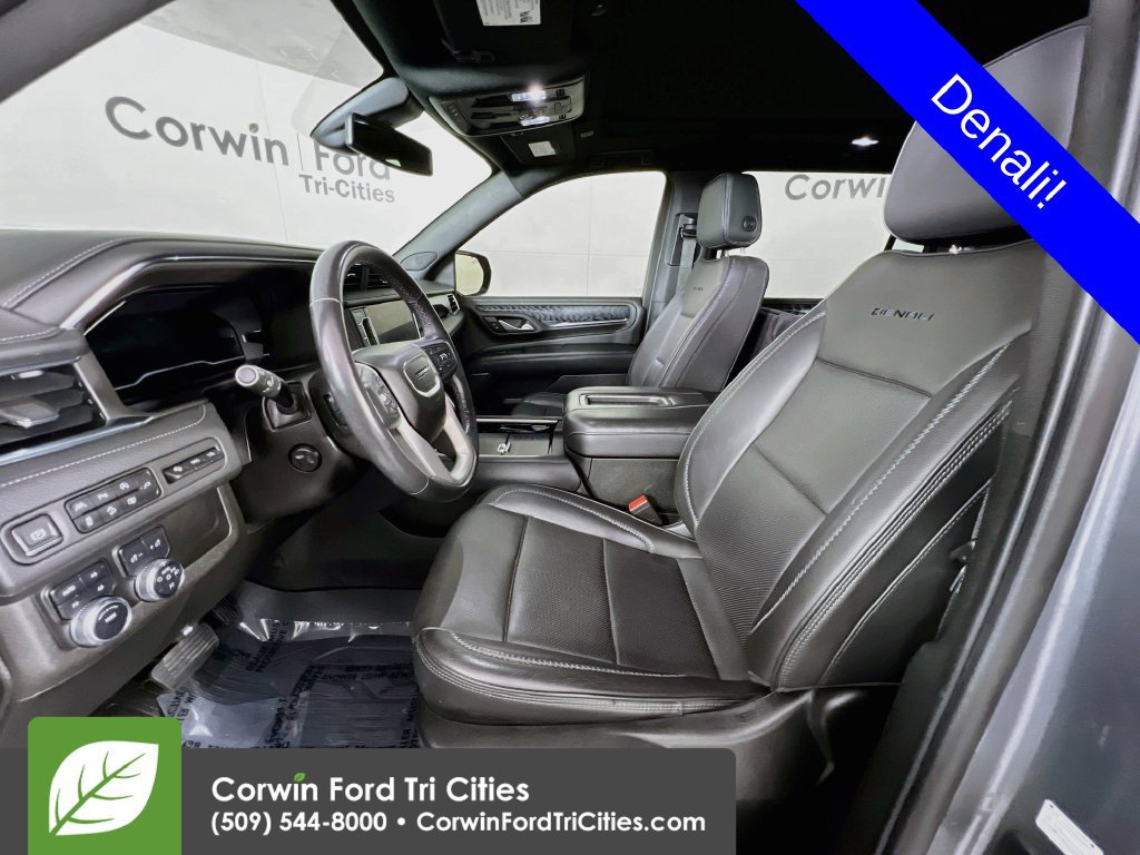 Used 2022 GMC Yukon XL Denali AWD/4WD image 26