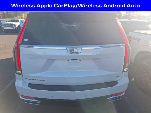 Used 2022 Cadillac Escalade ESV Premium Luxury w/ Performance Package AWD/4WD image 5
