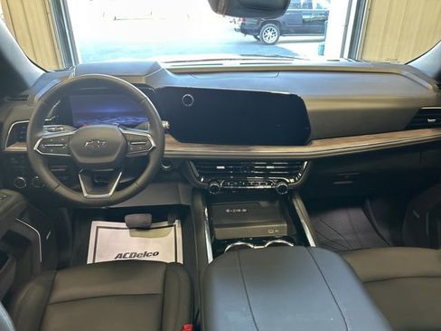 Used 2025 Chevrolet Tahoe Z71 w/ Z71 Off-Road Package image 37