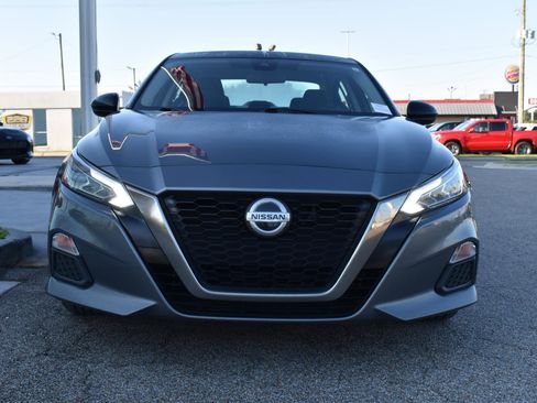 Used 2020 Nissan Altima 2.5 SR FWD image 16
