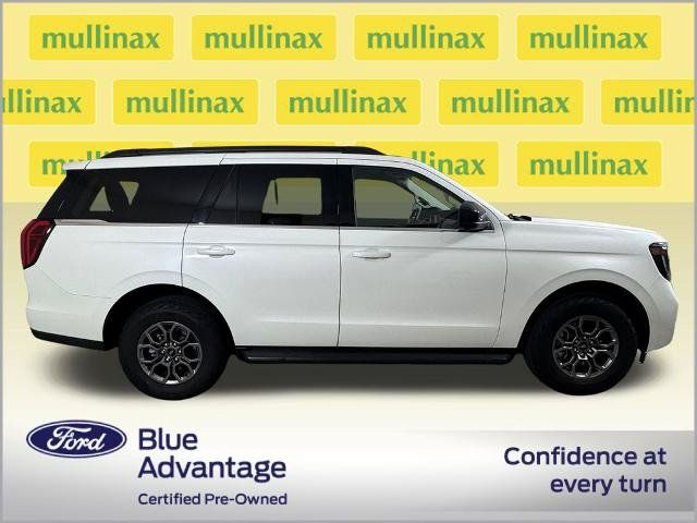 Certified 2025 Ford Expedition Active RWD image 2