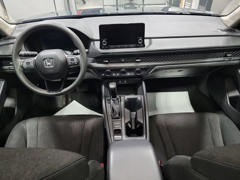 Used 2024 Honda Accord EX image 5