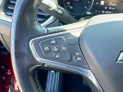 Used 2020 Chevrolet Equinox LT AWD/4WD image 8