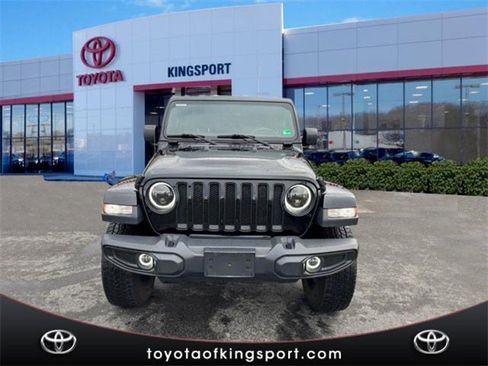 Used 2020 Jeep Wrangler Unlimited Sahara w/ Safety Group image 8