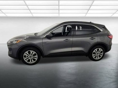 Used 2022 Ford Escape SEL w/ Technology Package image 4