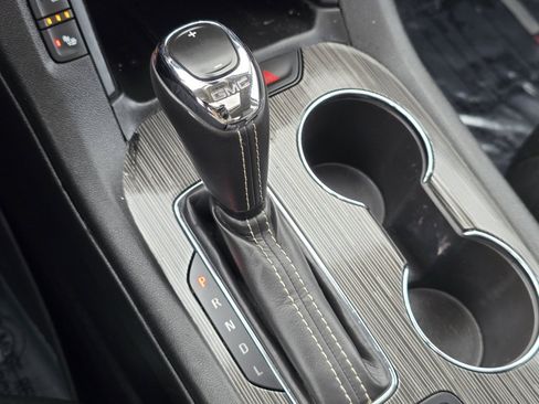 Used 2019 GMC Acadia SLT w/ LPO, Floor Liner Package image 34